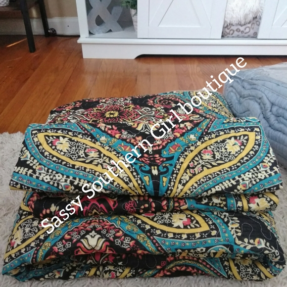 🆕⭐Boho quilt and shams bedding - Picture 5 of 9
